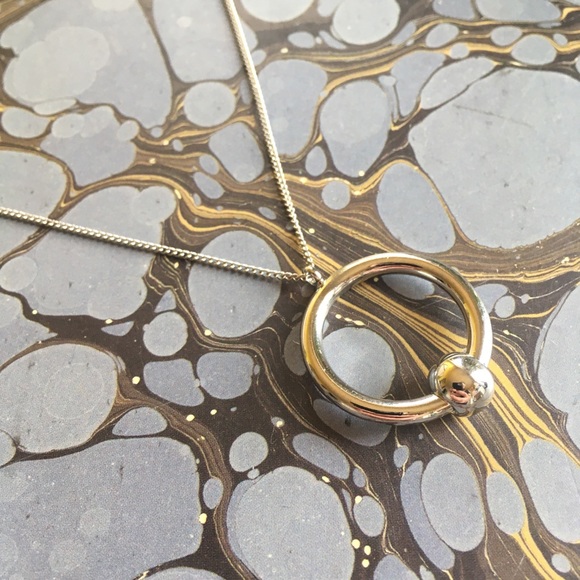 & Other Stories Jewelry - & Other Stories Piercing Necklace